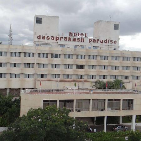 Hotel Paradise - Mysore Dasaprakash Group Kültér fotó