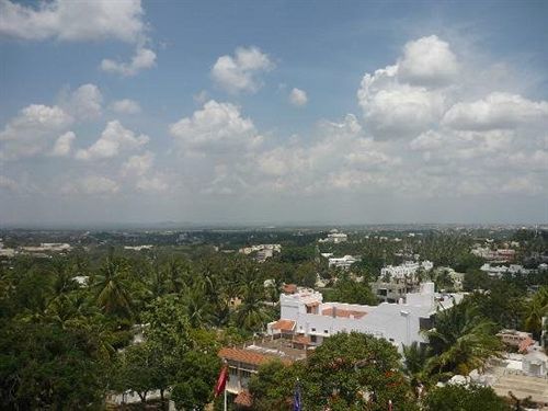 Hotel Paradise - Mysore Dasaprakash Group Kültér fotó