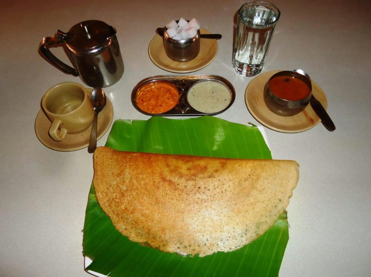 Hotel Paradise - Mysore Dasaprakash Group Kültér fotó
